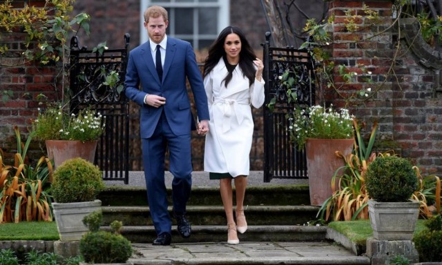 Πριγκιπικός αρραβώνας: Αυτή είναι η πρώτη επίσημη εμφάνιση του πρίγκιπα Χάρι και της Μέγκαν Μαρκλ