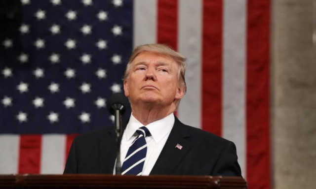 Ενήμερος ο Τραμπ για την εκτόξευση του πυραύλου από τη Βόρεια Κορέα