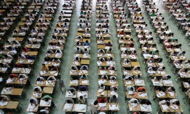 Φρίκη στη Κίνα: Νηπιαγωγός τιμωρούσε τους μαθητές με…βελόνες