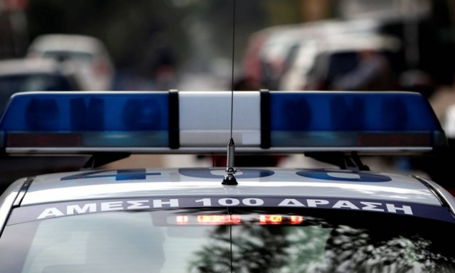 Πανικός στο Ηράκλειο: Επιτέθηκαν με γκαζάκια και βαριοπούλες σε τράπεζα