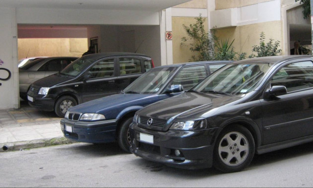 Απίστευτο: Εφαρμογή σκανάρει φωτογραφίες αυτοκινήτων και «μαντεύει» τι ψηφίζετε