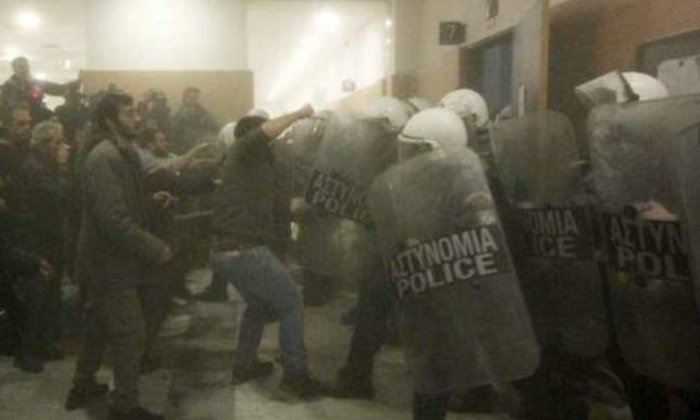 Trials at Athens lower court cancelled due to tear-gas incident