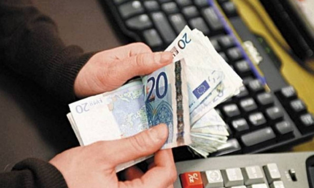 Χάος με τις επιστροφές των συντάξεων του Δημοσίου