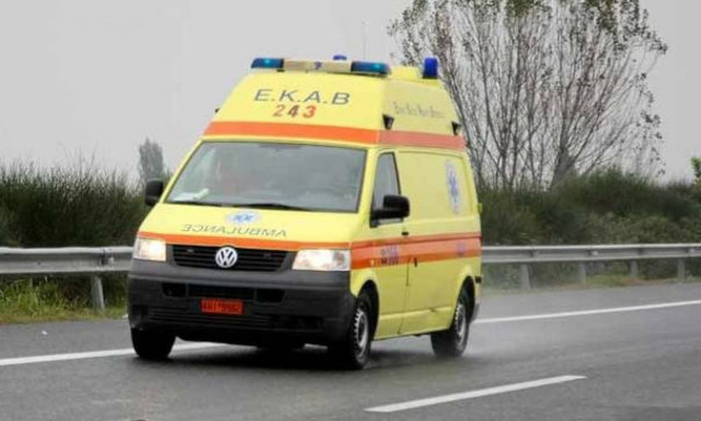 Εικόνες – σοκ από σοβαρό τροχαίο στη Λαμία – Τρεις τραυματίες