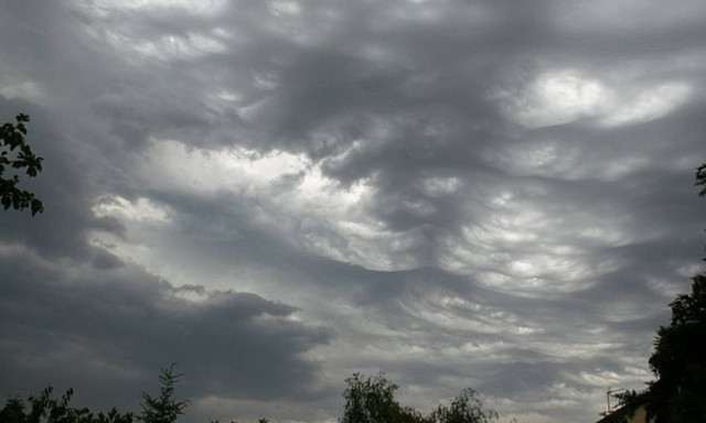 Καιρός: Ισχυρές βροχές και καταιγίδες το Σαββατοκύριακο – Αναλυτική πρόγνωση