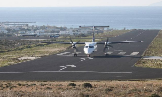 Χαμός στην πτήση Σύρος-Αθήνα: Έφαγαν «πόρτα» τέσσερις επιβάτες - Τεράστια ταλαιπωρία