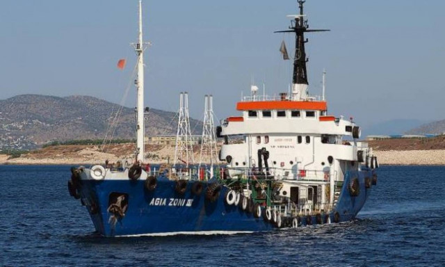 «Ύποπτο» ρήγμα 1,5 μέτρου εντοπίστηκε στο δεξαμενόπλοιο «Αγία Ζώνη II»