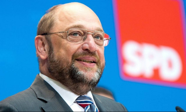 Μάρτιν Σουλτς: Κάνουμε τα πάντα για να υιοθετήσει η Μέρκελ τις ιδέες του Μακρόν