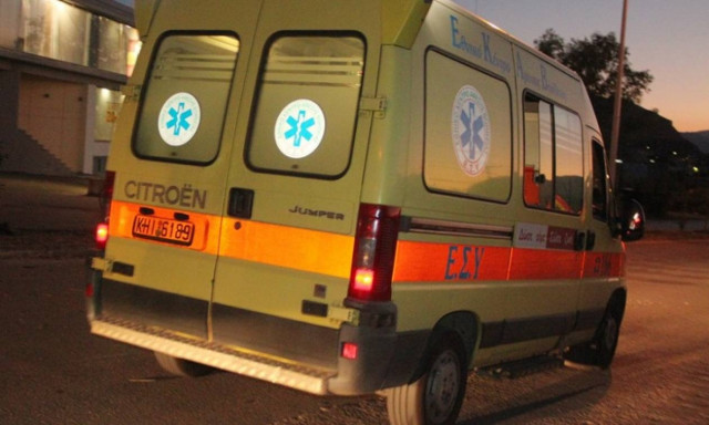 Χαροπαλεύει η Βασιλική Λυμπεροπούλου - Παραδόθηκε ο άνδρας που την παρέσυρε με το Ι.Χ.