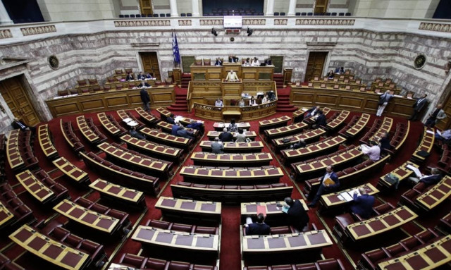 Βουλή: Δόθηκαν στη δημοσιότητα οι δηλώσεις πόθεν έσχες – Αναρτώνται στις 12:00