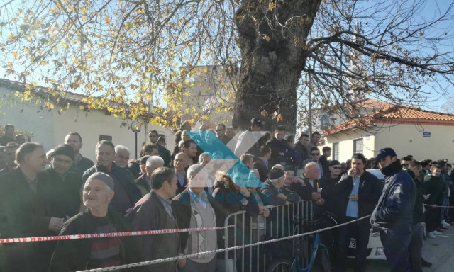 Έφτασε στο τζαμί Κιρ Μαχαλά ο Ερντογάν