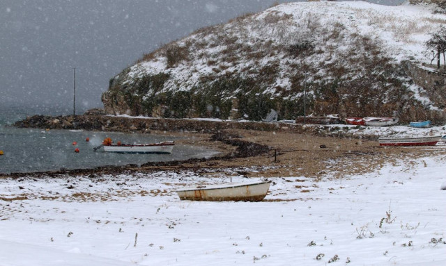 Έκτακτο δελτίο επιδείνωσης καιρού: Καταιγίδες και χιόνια σε όλη τη χώρα