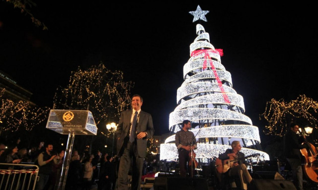 Christmas tree lights up in Athens