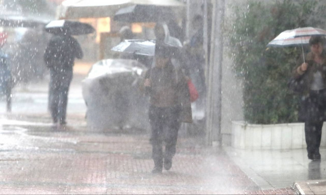 Καιρός ΤΩΡΑ: Έκτακτο δελτίο επιδείνωσης από την ΕΜΥ - Έρχονται ισχυρές βροχές και καταιγίδες