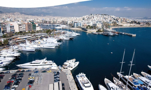 Θρίλερ με πτώμα άνδρα στη μαρίνα Ζέας