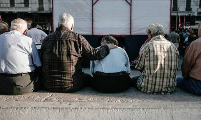 ΕΚΑΣ: Αυτές είναι οι «σφαγές» για το 2018 - Έρχονται μειώσεις έως 70%