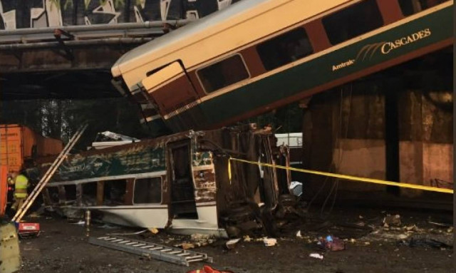 Εκτροχιασμός τρένου στη Ουάσινγκτον: Τι γνωρίζουμε μέχρι στιγμής