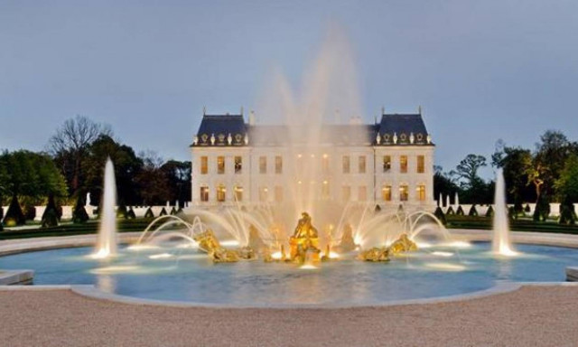 Εκπληκτικές φωτογραφίες από την πιο ακριβή κατοικία στον κόσμο