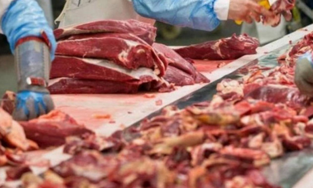 Κατέσχεσαν 2,3 τόνους ακατάλληλων συκωταριών σε αποθήκη στον Πειραιά