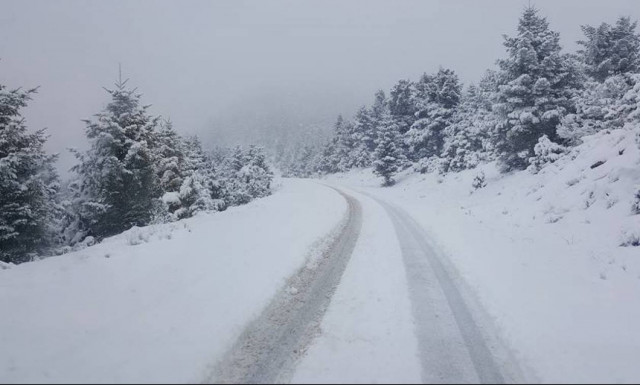 Καιρός: Προσοχή! Μόνο με αλυσίδες η κίνηση σε ορεινές περιοχές της Αιτωλοακαρνανίας