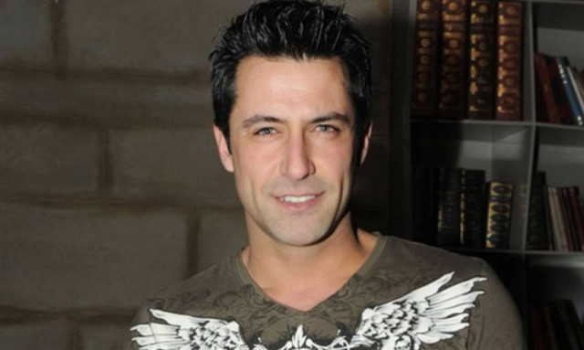 Στην εντατική ο παρουσιαστής Κωνσταντίνος Αγγελίδης έπειτα από φρικτό τροχαίο