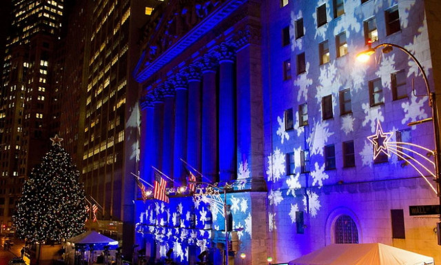 Tα Χριστούγεννα έφεραν πτώση στη Wall Street