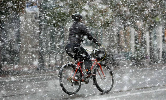 Καιρός - Έκτακτο δελτίο ΕΜΥ: Χιόνια, βροχές και καταιγίδες τις επόμενες ώρες