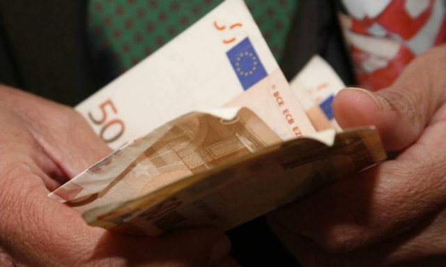 ΕΦΚΑ: Πληρώνονται σήμερα (28/12) οι νέες συντάξεις