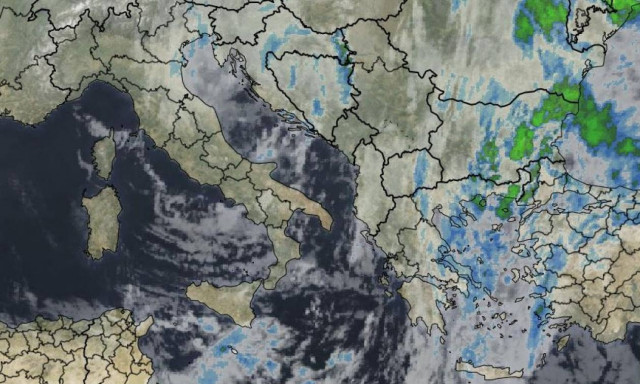 Καιρός τώρα: Αγριεύει η «Ηλέκτρα » - Σφοδρές καταιγίδες και χιόνια σε αρκετές περιοχές