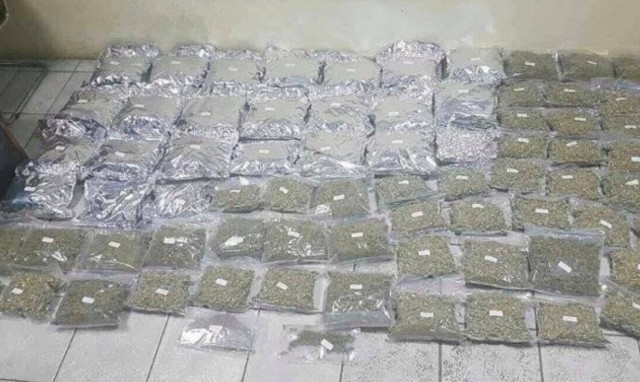 Εξαρθρώθηκε σπείρα που διακινούσε ναρκωτικά στην Αττική