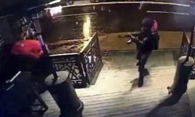 Ένας χρόνος από το μακελειό στο Ρέινα - Η νύχτα που «μάτωσε» η Τουρκία (Pics&vids)