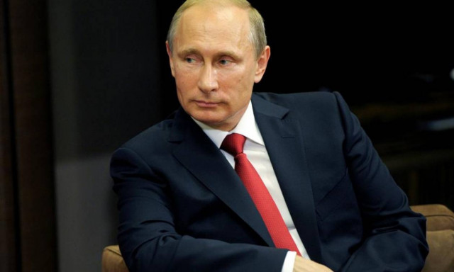 Παραμονή Πρωτοχρονιάς: Ο Πούτιν εύχεται στους Ρώσους «αλλαγή προς το καλύτερο» το 2018