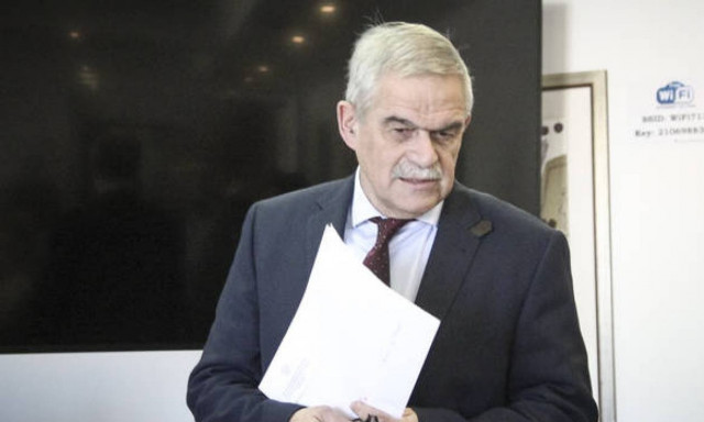 Πρωτοχρονιά – Ευχές Τόσκα στους αστυνομικούς μέσω ασύρματου: Το 2018 θα ξεπεράσουμε τις δυσκολίες