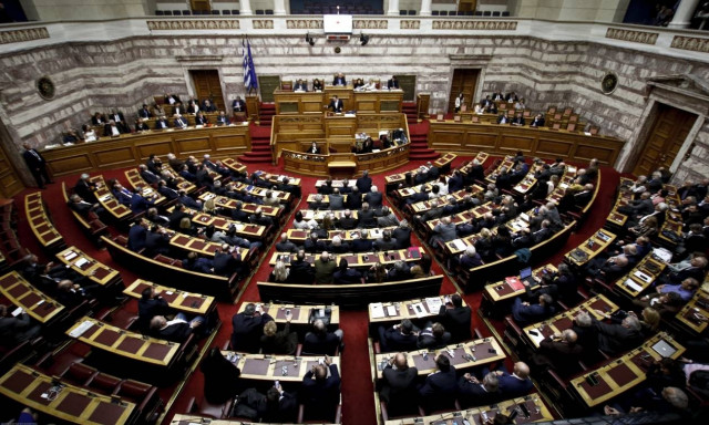 Τρίτη αξιολόγηση: Στη Βουλή μετά τα Θεοφάνεια το πολυνομοσχέδιο με όλα τα προαπαιτούμενα