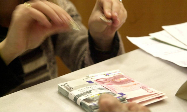 «Βόμβα» για αγρότες και ελεύθερους επαγγελματίες: «Χαράτσι» έως 45% στις εισφορές