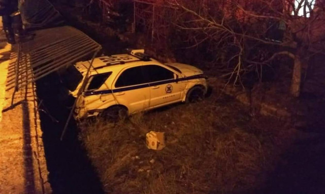 Σοβαρό τροχαίο στο Μενίδι με τρεις αστυνομικούς τραυματίες (ΠΡΟΣΟΧΗ – ΣΚΛΗΡΕΣ ΕΙΚΟΝΕΣ)