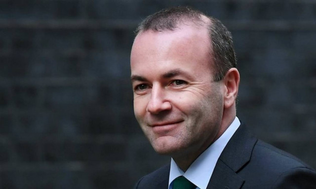 Δήλωση-ΣΟΚ από Βέμπερ: «Τελική λύση» για προσφυγικό – Θύμισε σχέδιο των Ναζί για τους Εβραίους