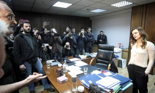 Το «ντου» του ΚΚΕ, η Αχτσιόγλου και το δικαίωμα στην απεργία