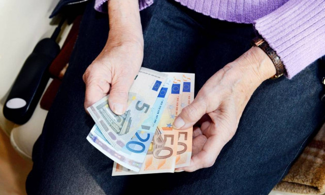 Συντάξεις Φεβρουαρίου 2018: Όλες οι ημερομηνίες πληρωμής για ΟΓΑ, ΙΚΑ, ΟΑΕΕ και Δημόσιο