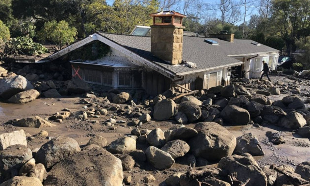 Στιγμές αγωνίας - Καλιφόρνια: Μάχη με τον χρόνο για επιζώντες κάτω από συντρίμμια και τόνους λάσπης