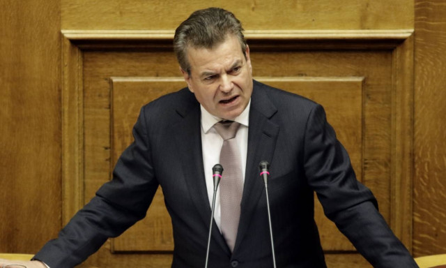 Πετρόπουλος για 120 δόσεις: Δεν εξαιρούνται οι αγρότες από την ρύθμιση