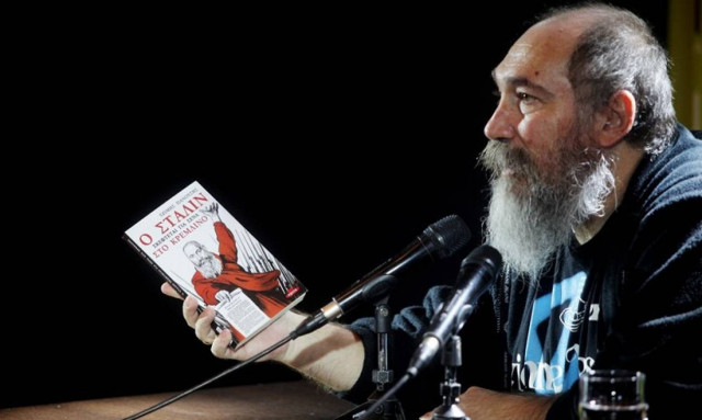 Τζίμης Πανούσης: Το μήνυμα του Γιώργου Νταλάρα στο Facebook