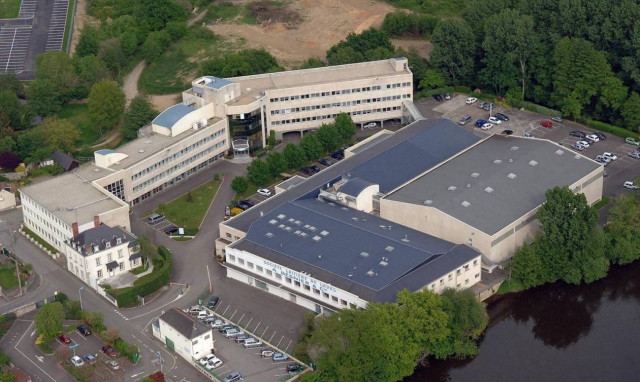 Μολυσμένο βρεφικό γάλα: 83 χώρες αφορά η επιχείρηση ανάκλησης προϊόντων του ομίλου Lactalis