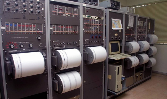 Σεισμός Αθήνα: Έντονο βουητό και μεγάλη διάρκεια