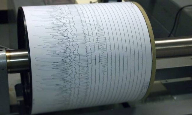 Σεισμός Αθήνα: Αισθητή η δόνηση σε Πελοπόννησο και Στερεά