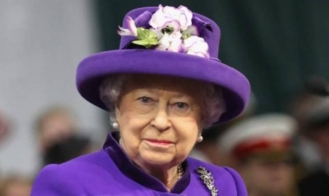 Η πρώτη τηλεοπτική συνέντευξη της Ελισάβετ Β΄και οι αποκαλύψεις της (pics)