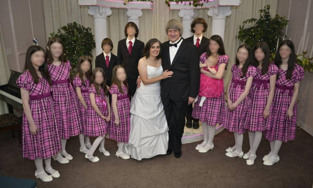 Σοκ στις ΗΠΑ: Γονείς - τέρατα κρατούσαν σε κατάσταση αιχμαλωσίας τα 13 παιδιά τους (pics)