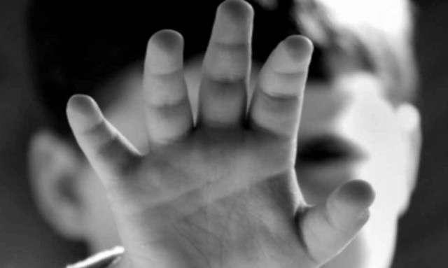 Φρίκη! Πατέρας κτήνος κακοποιούσε σεξουαλικά τον 4χρονο γιο του