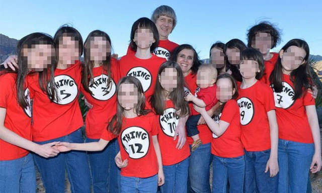 Το σπίτι του τρόμου: Άγρια βασανιστήρια 13 παιδιών από τους γονείς τους σε σπίτι – κολαστήριο (Pics)