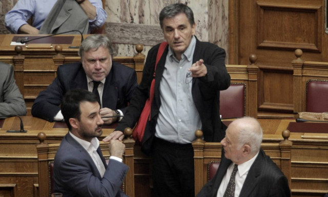 Τρίτη αξιολόγηση: Κλείνει με εκκρεμότητες στο Eurogroup - Δείτε πότε θα πάρουμε τη δόση